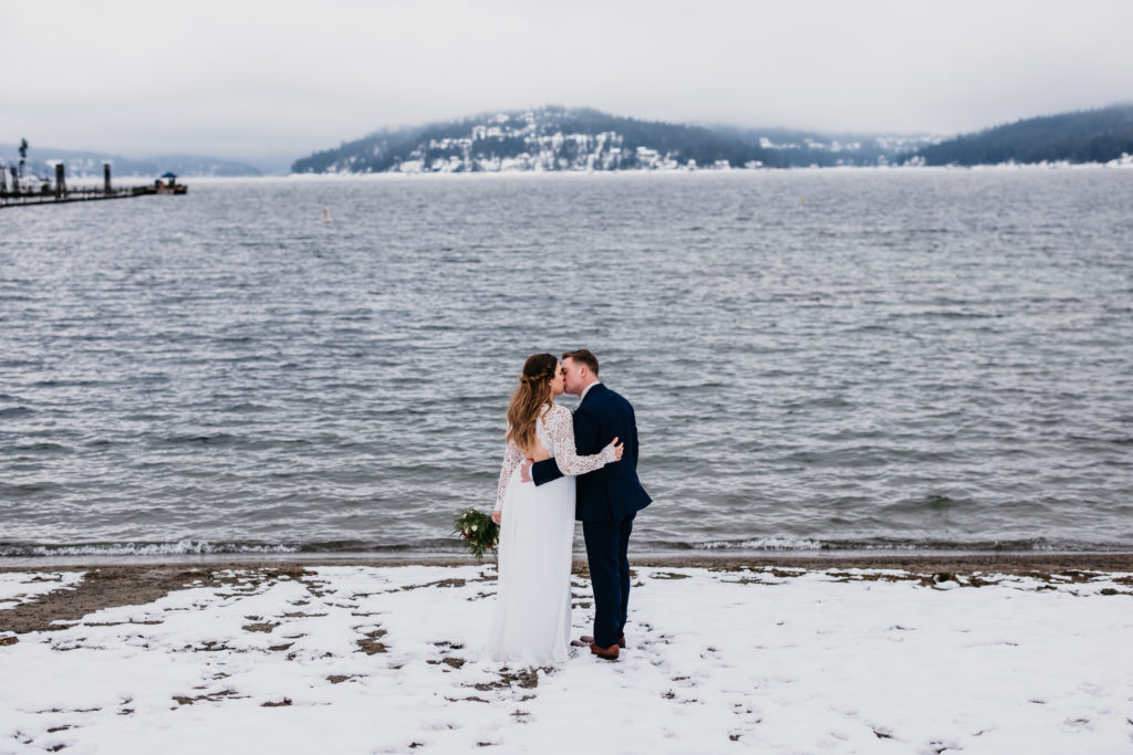 Lake Coeur d'Alene elopement